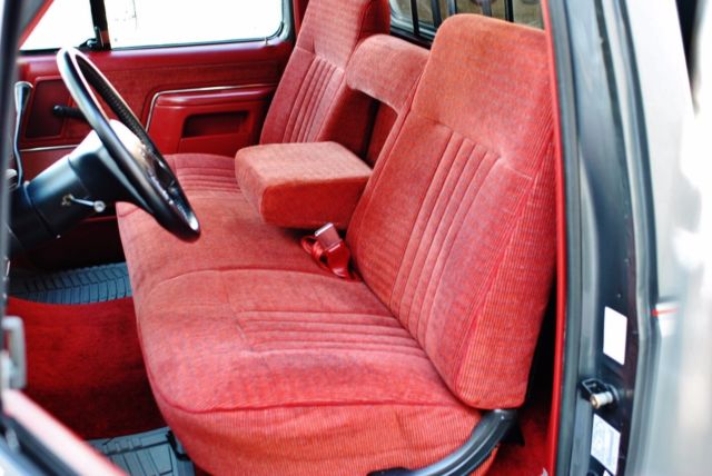 1989 Ford F-150 XLT Lariat 30k Original Miles Museum Quality Truck - photo 8