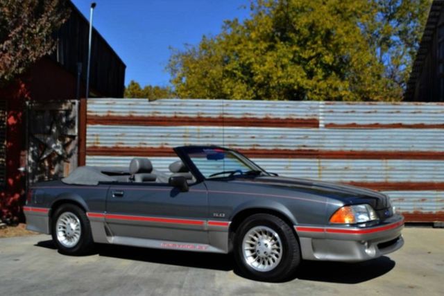 1989 Ford Mustang GT - photo 2