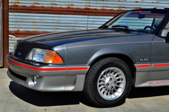 1989 Ford Mustang GT - photo 4
