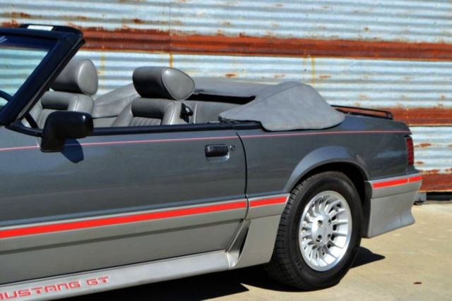 1989 Ford Mustang GT - photo 6