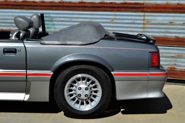 1989 Ford Mustang GT - photo 8