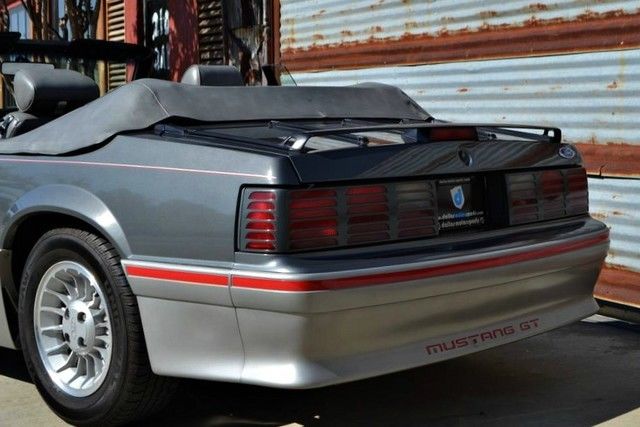 1989 Ford Mustang GT Convertible 2-Door - photo 10