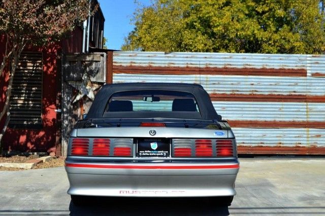 1989 Ford Mustang GT Convertible 2-Door - photo 13