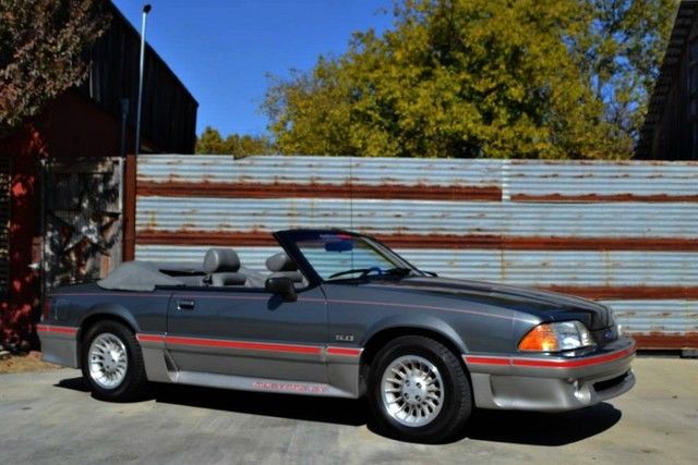 1989 Ford Mustang GT Convertible 2-Door - photo 2