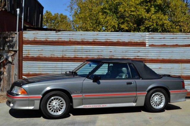 1989 Ford Mustang GT Convertible 2-Door - photo 3