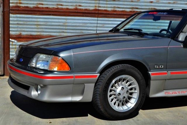 1989 Ford Mustang GT Convertible 2-Door - photo 4