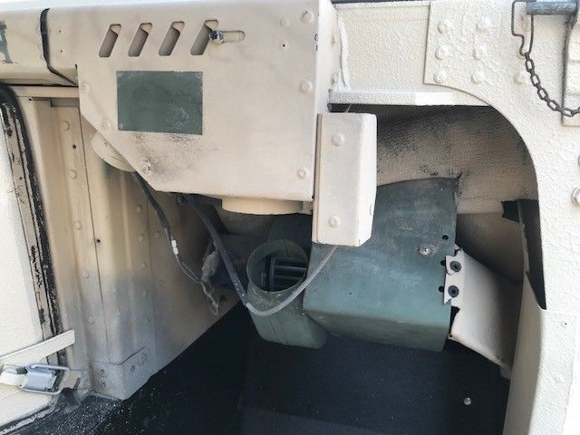 1980 Hummer H1 - photo 12