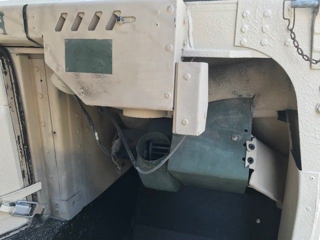 1980 Hummer H1 - photo 13
