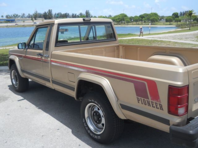 1989 Jeep Comanche Pioneer - photo 5