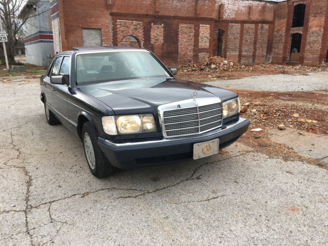 89 Mecedes-Benz 300SE 1989 Mercedes-Benz 300-Series