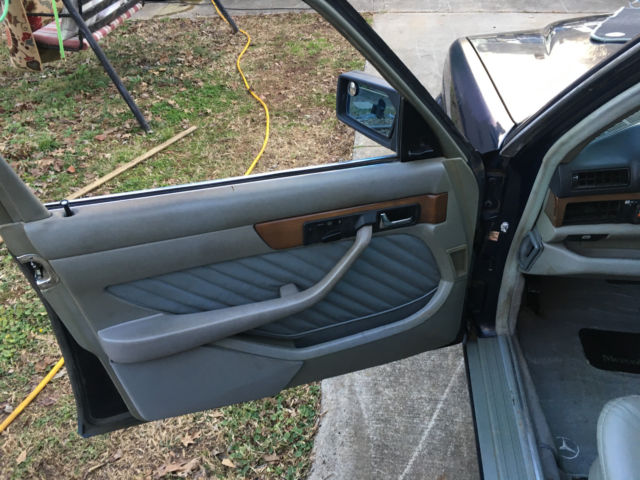 1989 Mercedes-Benz 300-Series - photo 10