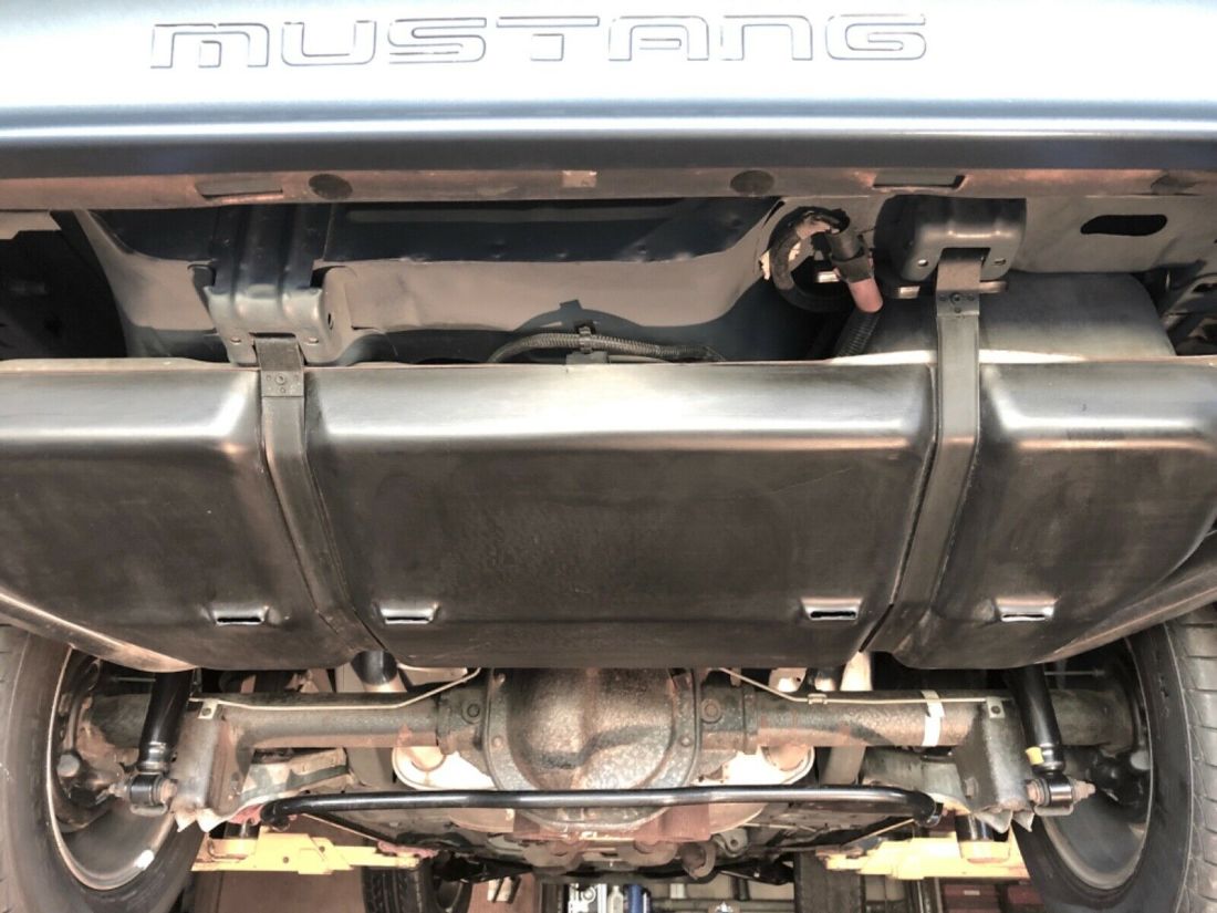 1989 Ford Mustang - photo 8