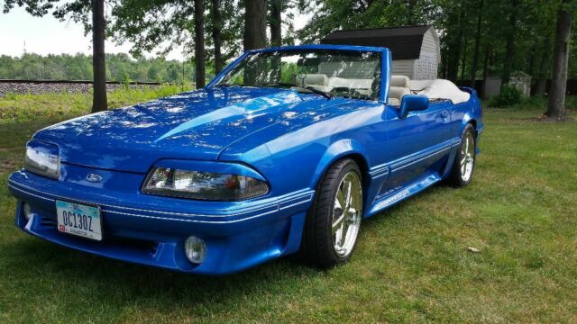 1989 Ford Mustang Gt - photo 2