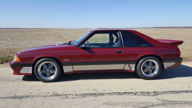 1989 Ford Mustang - photo 2