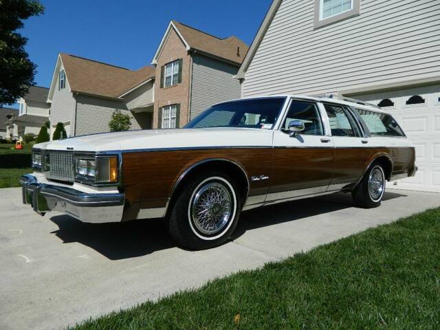 1989 Oldsmobile Custom Cruiser