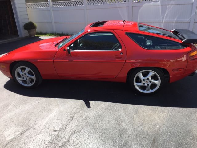 1989 Porsche 928 Authentic GT - photo 2
