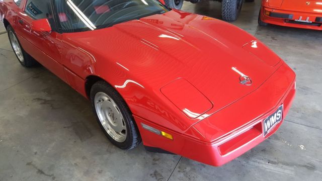 1989 Chevrolet Corvette Base Hatchback 2-Door - photo 12