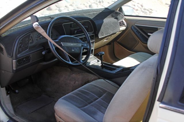 1989 Ford Thunderbird - photo 2