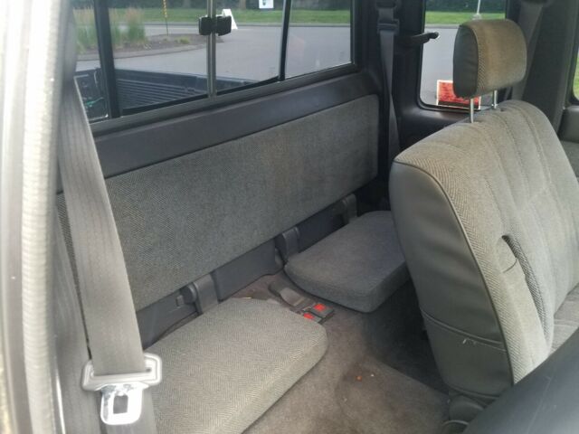 1989 Toyota Pickup SR5 - photo 8