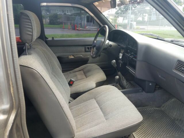 1989 Toyota Pickup SR5 - photo 9