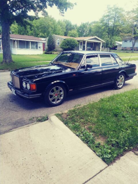 1989 Bentley Turbo R Beige Leather Black Piping