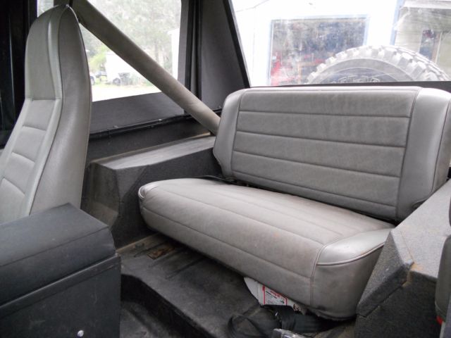 1989 Jeep Wrangler - photo 6
