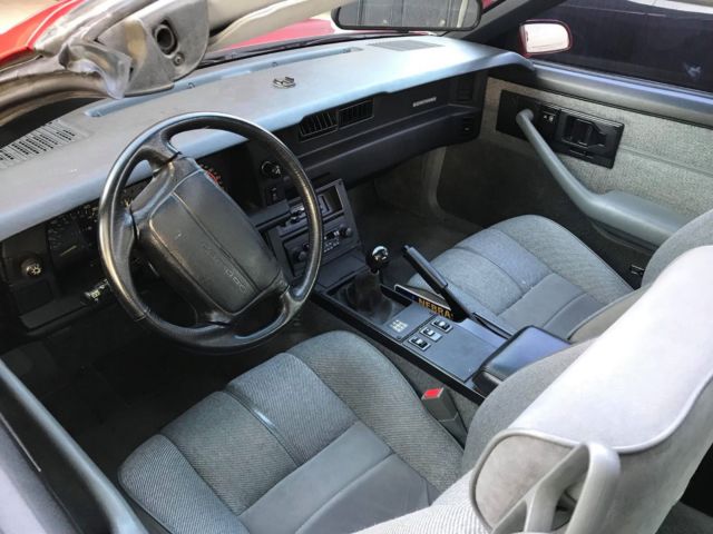 1990 Chevrolet Camaro basic - photo 2