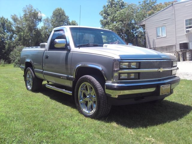 1990 Chevrolet C/K Pickup 1500 - photo 3