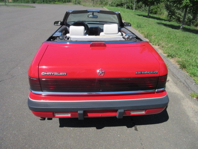 1990 Chrysler LeBaron - photo 4