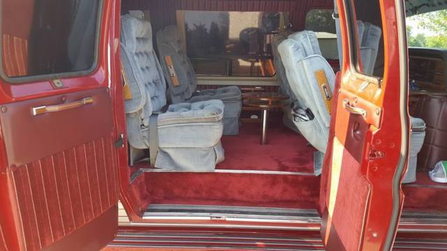 1990 Ford Club Wagon - photo 12