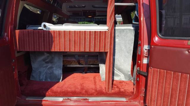 1990 Ford Club Wagon - photo 7