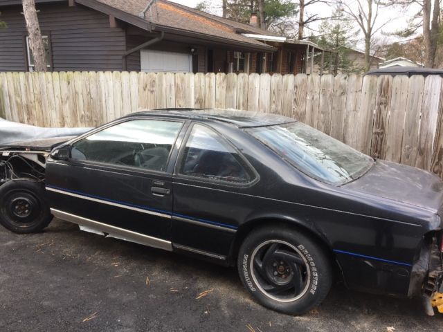 1990 Ford Thunderbird - photo 12