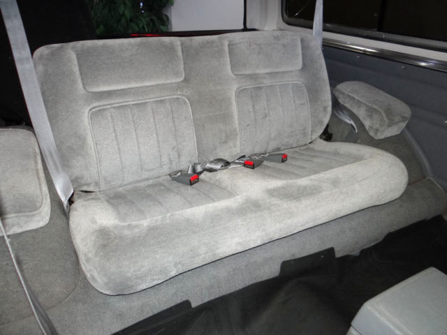 1990 GMC Jimmy Base Sport Utility 2-Door - photo 9