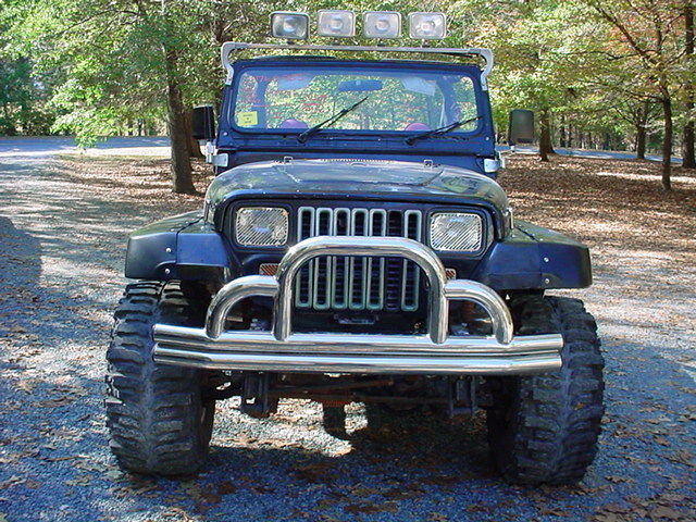 1990 Jeep Wrangler Wrangler YJ. 6cyl 5spd. New 35" Tires. No Reserve - photo 3