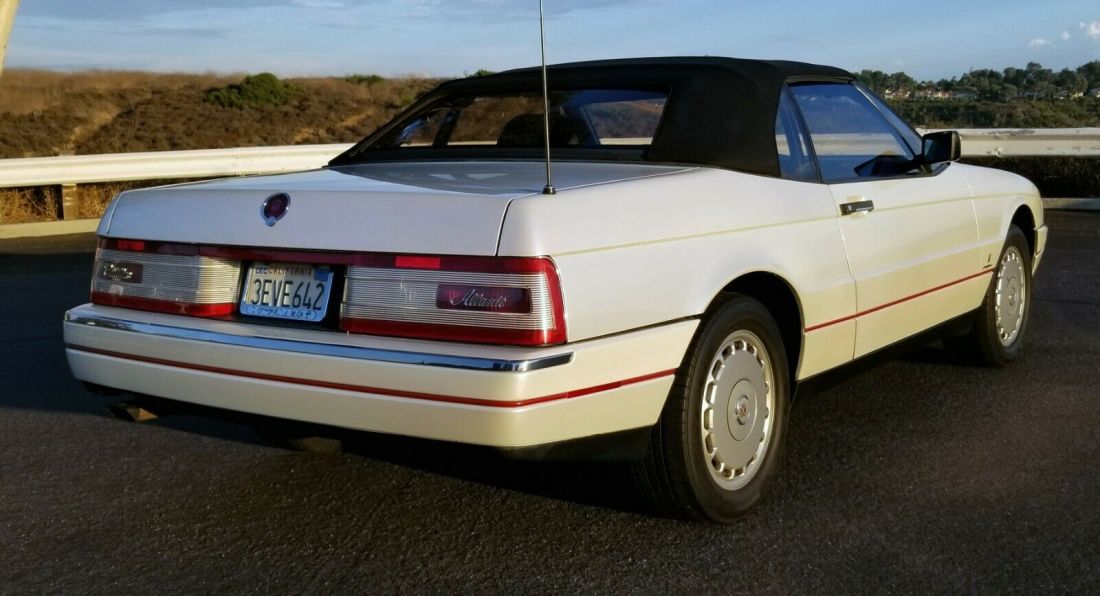 1991 Cadillac Allante - photo 2