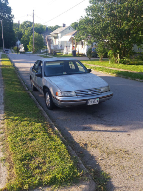 1991 Chevrolet Lumina - photo 2