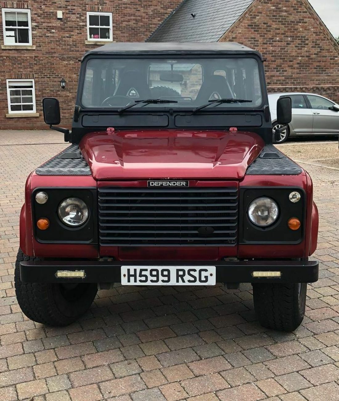 91 Defender 110 Tdi BRAND NEW CHASSIS 1991 Land Rover Defender Turbo Diesel TDi, NEW GALVANIZED CHASSIS