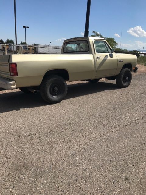 1991 Dodge Ram 2500 - photo 8