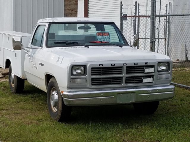 91 Dodge D250 Tool Truck with rear crane 700lbs Tow package V8 auto 1991 Dodge Ram 2500 TOOL TRUCK STD