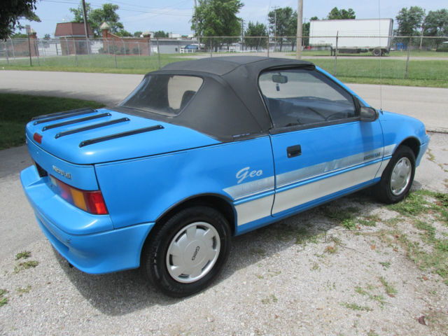 1991 Geo Metro Convertible - photo 2
