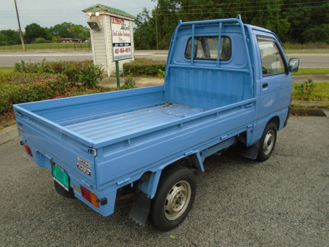 1991 Daihatsu Hijet Rt Hand Dr. Only 11000 KM -  4 sp Manual - photo 4