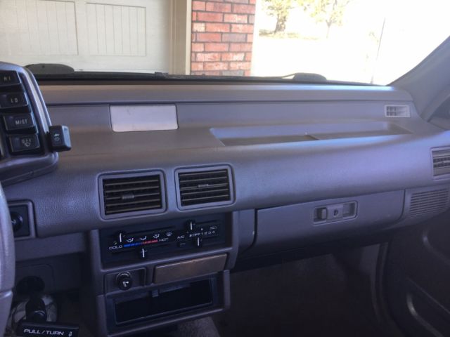 1991 Isuzu Pickup - photo 12