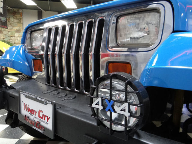 1990 Jeep Wrangler 2dr Islander - photo 8