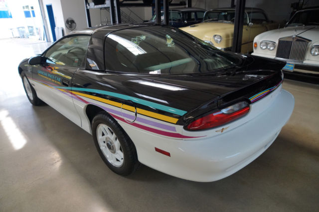 1993 Chevrolet Camaro Z28 Indy 500 Pace Car Edition Z28 Indy 500 Pace Car Edition - photo 13