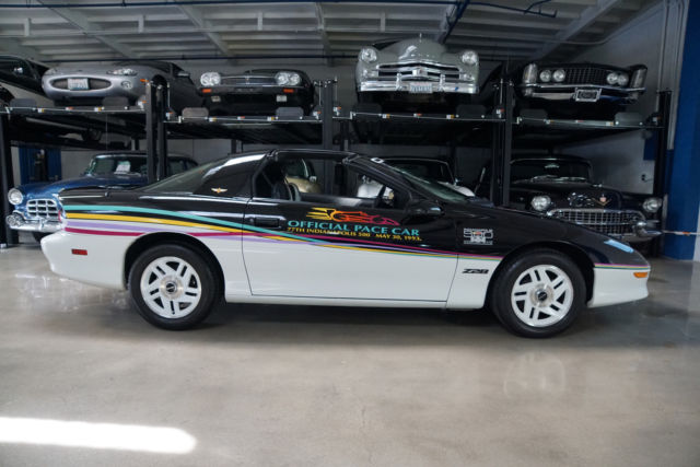 1993 Chevrolet Camaro Z28 Indy 500 Pace Car Edition Z28 Indy 500 Pace Car Edition - photo 3