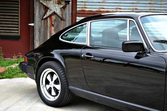 1977 Porsche 911 - photo 10
