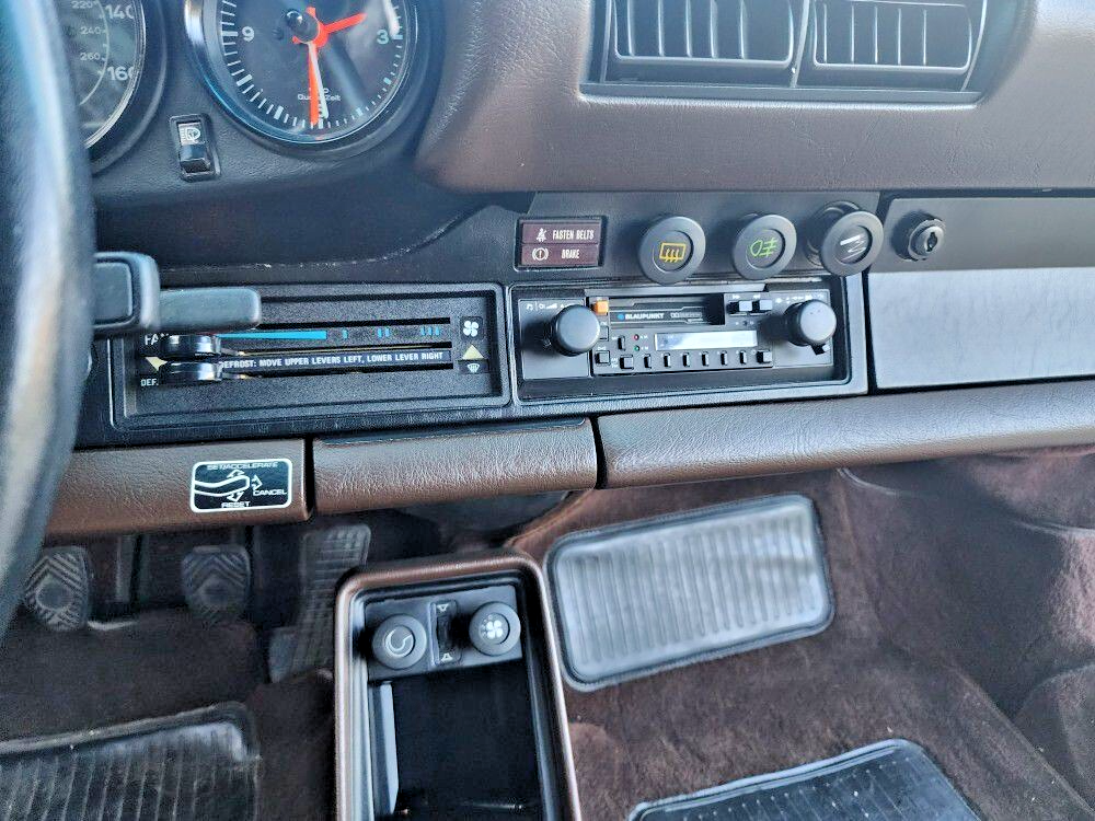 1983 Porsche 911 SC - photo 11