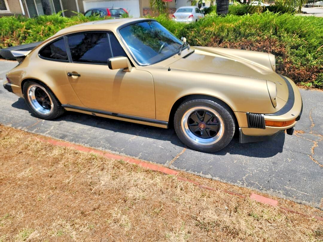 1983 Porsche 911 SC - photo 2