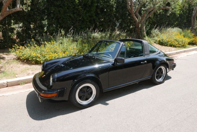 1983 Porsche 911 - photo 2
