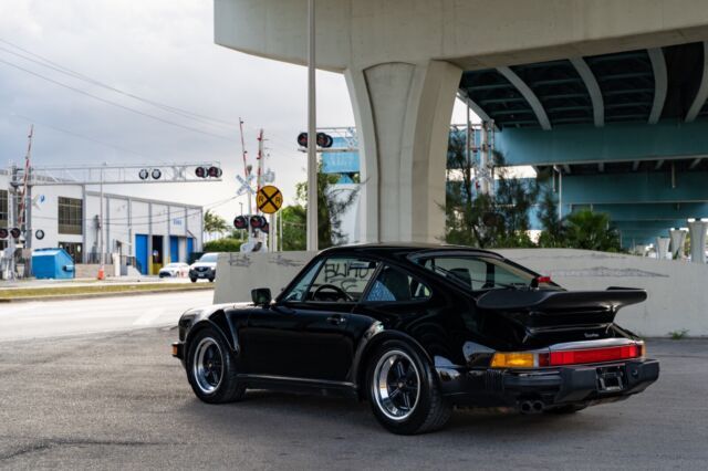 1987 Porsche 911 Turbo 911 /930 wide body - photo 4